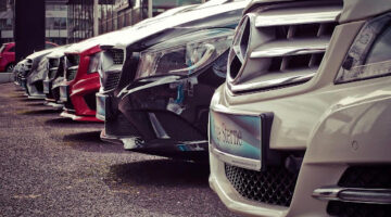 دفع عجلة الأعمال: تحليل الأثر الاقتصادي لخدمات تأجير السيارات في قطاع السياحة في دبي